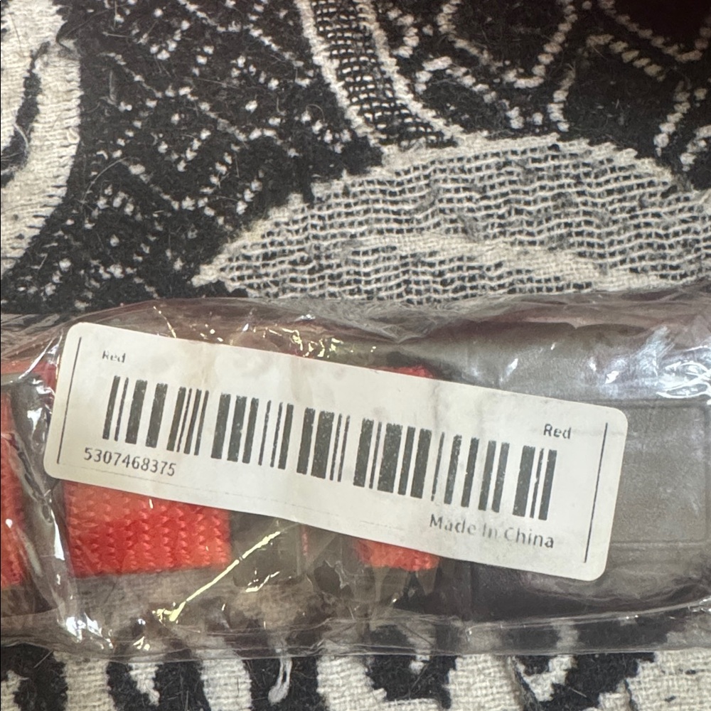 NWT Red Dog Collar and Leash. Never been opened. Has a lot of adjustment pieces. - Picture 14 of 14